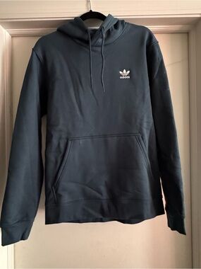 adidas Trefoil Pullover Hoodie in Deep Navy